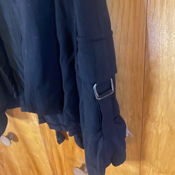 Vest - Picture 3 of 5